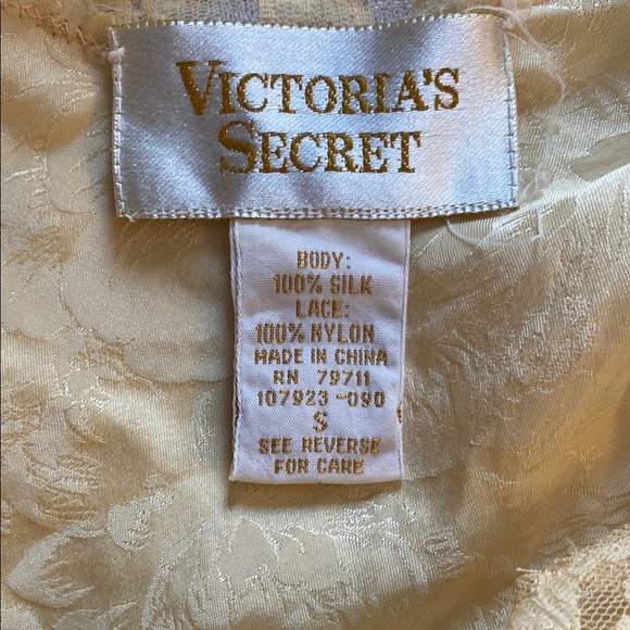 Victoria’s Secret Dark Cream Lace Bodysuit-small - Picture 9 of 9